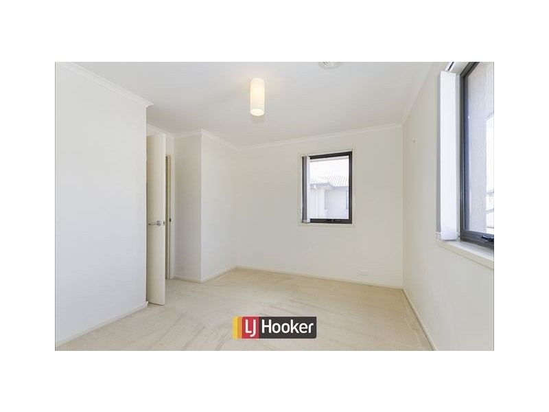 302 Anthony Rolfe Avenue, Gungahlin ACT 2912