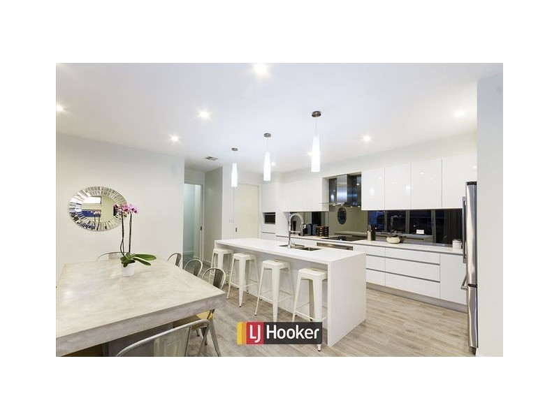 15 Maranunga Crescent, Crace ACT 2911