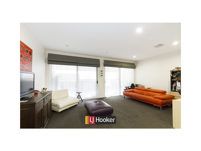 152/16 Kings Canyon Street, Harrison ACT 2914