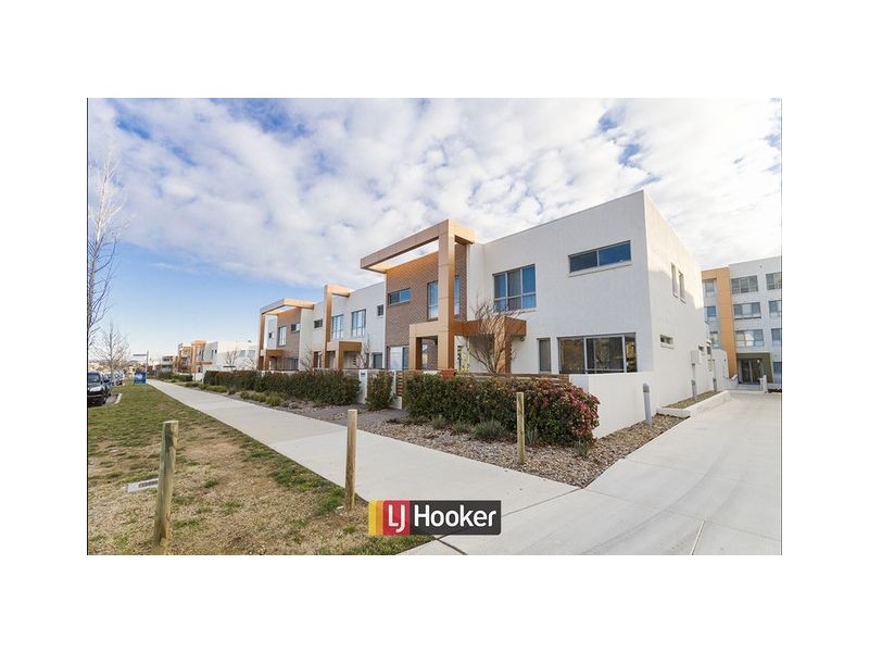 152/16 Kings Canyon Street, Harrison ACT 2914