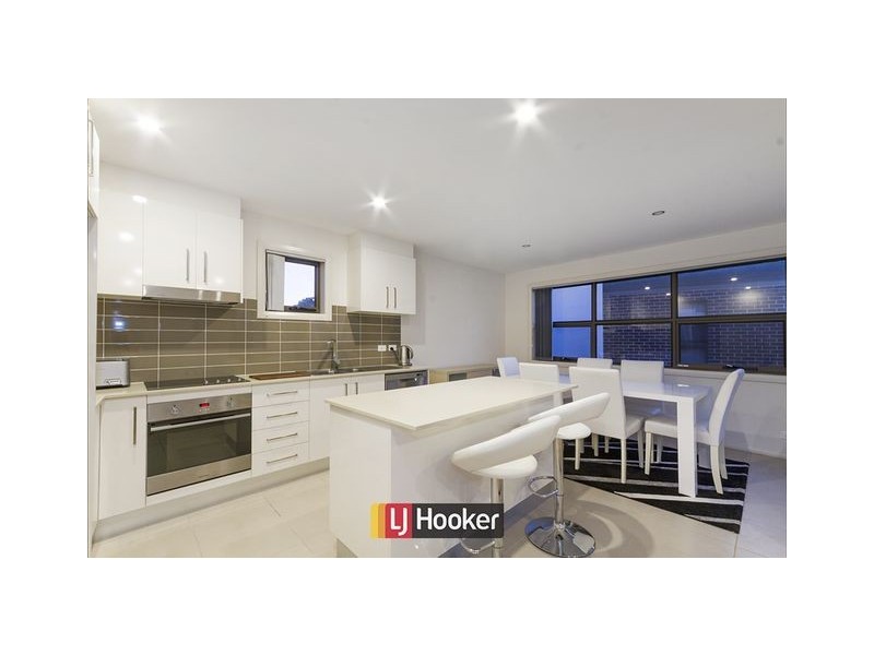 8/25 Owens Crescent, Lyneham ACT 2602