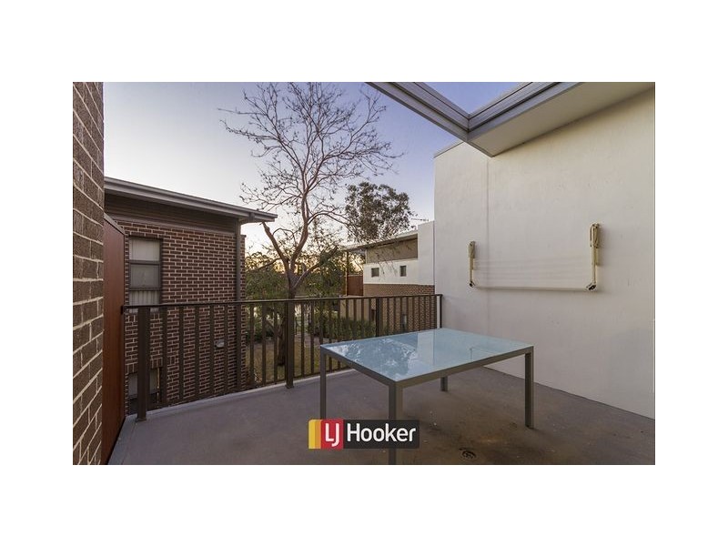 8/25 Owens Crescent, Lyneham ACT 2602