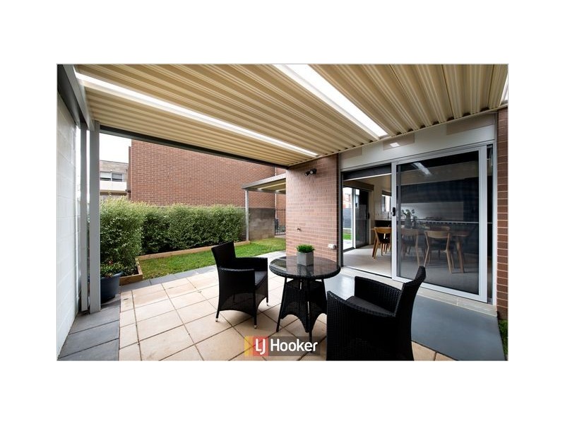 21/98 Henry Kendall Street, Franklin ACT 2913