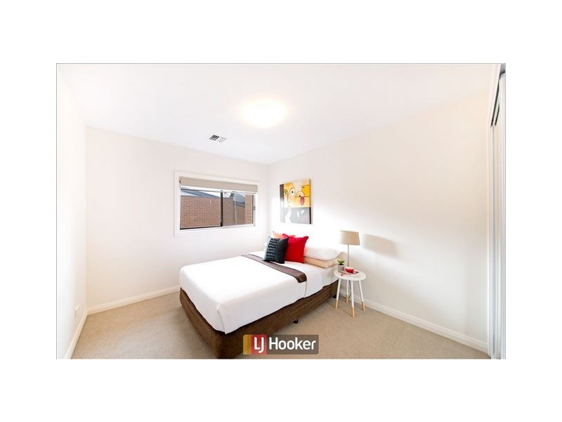 21/98 Henry Kendall Street, Franklin ACT 2913
