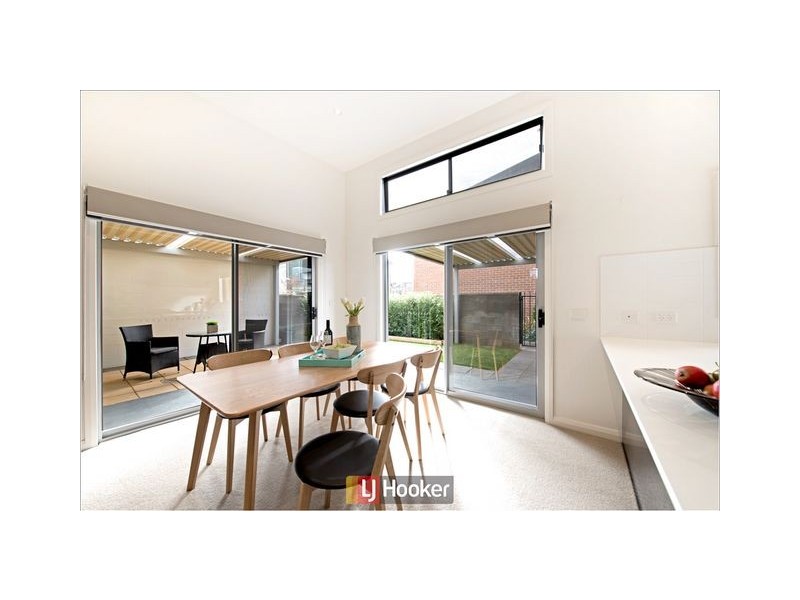 21/98 Henry Kendall Street, Franklin ACT 2913