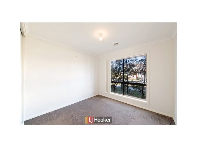 13 Basham Street, Franklin ACT 2913