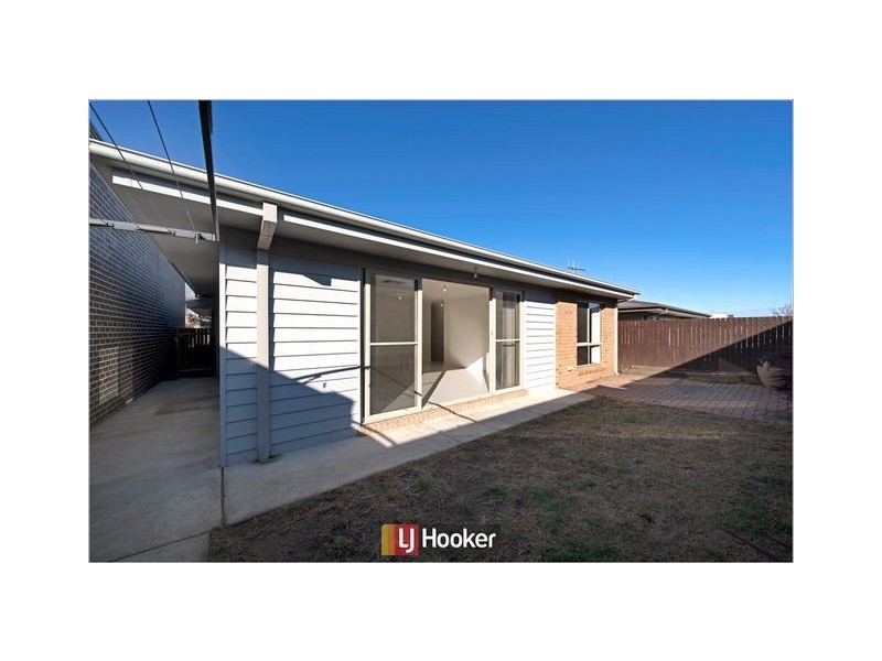 13 Basham Street, Franklin ACT 2913