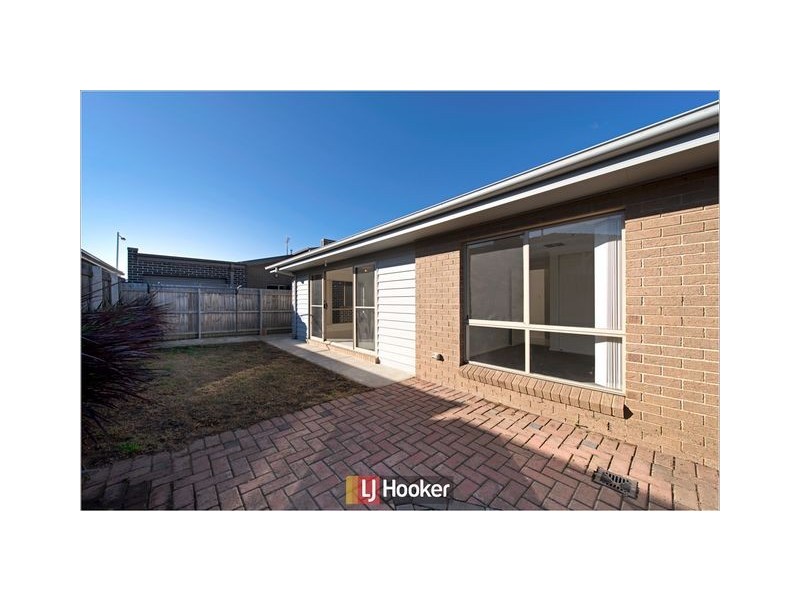 13 Basham Street, Franklin ACT 2913