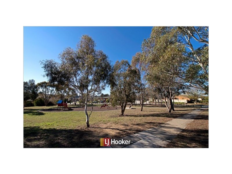 20 Burrumarra Avenue, Ngunnawal ACT 2913