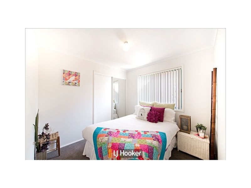 20 Burrumarra Avenue, Ngunnawal ACT 2913