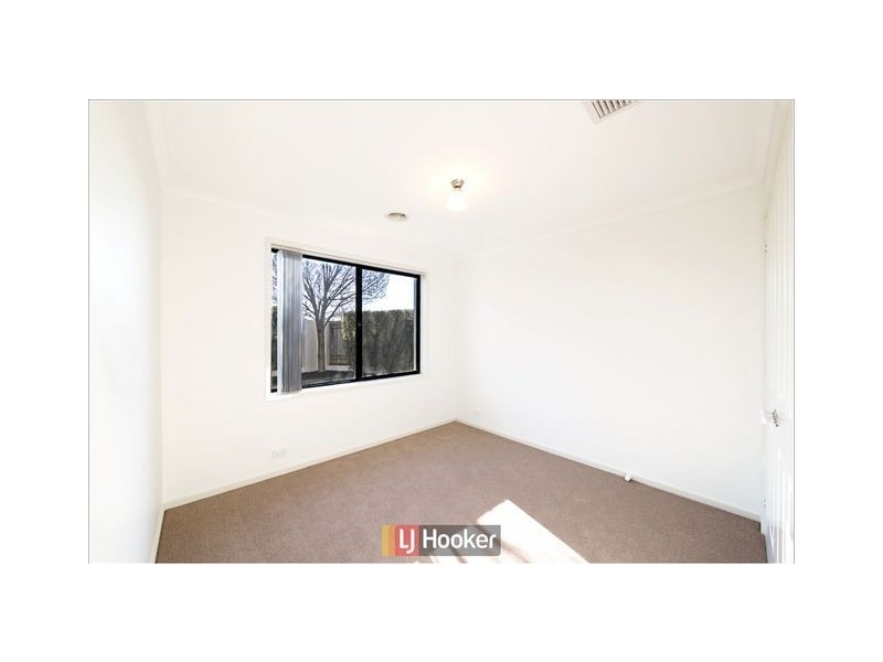 33 Mission Street, Amaroo ACT 2914