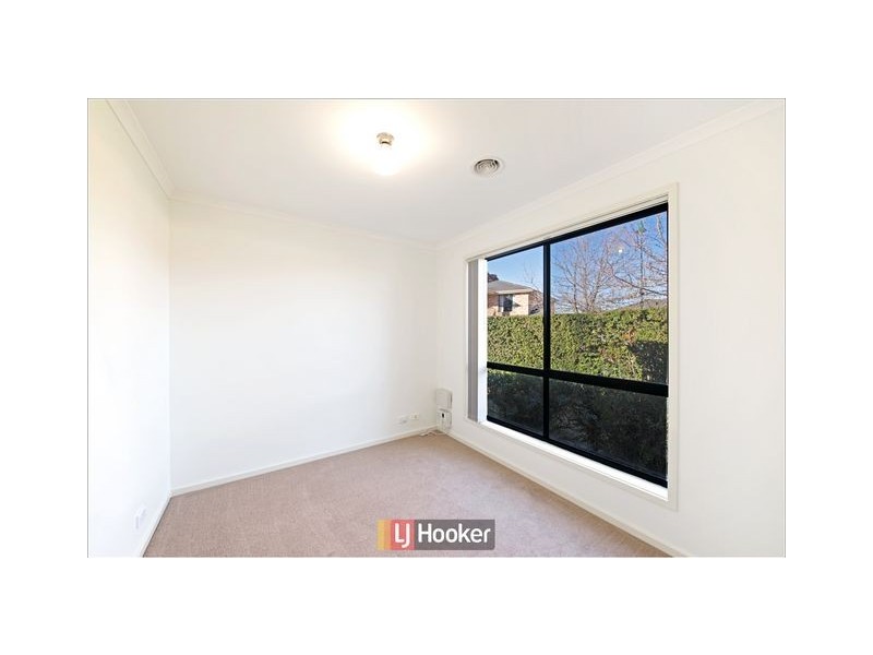 33 Mission Street, Amaroo ACT 2914