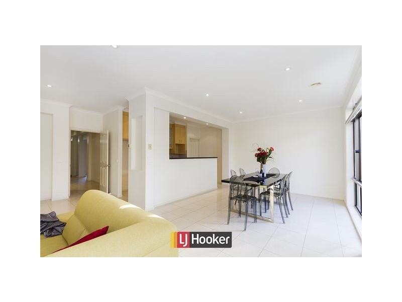 19 Frances Burke Street, Gungahlin ACT 2912