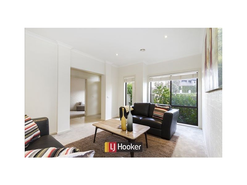 19 Frances Burke Street, Gungahlin ACT 2912