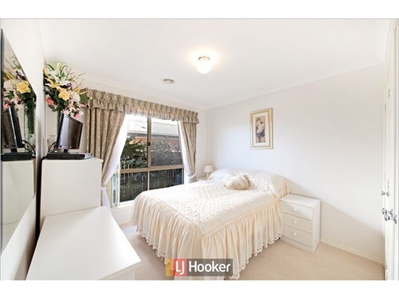 4 Wellesley Street, Amaroo ACT 2914