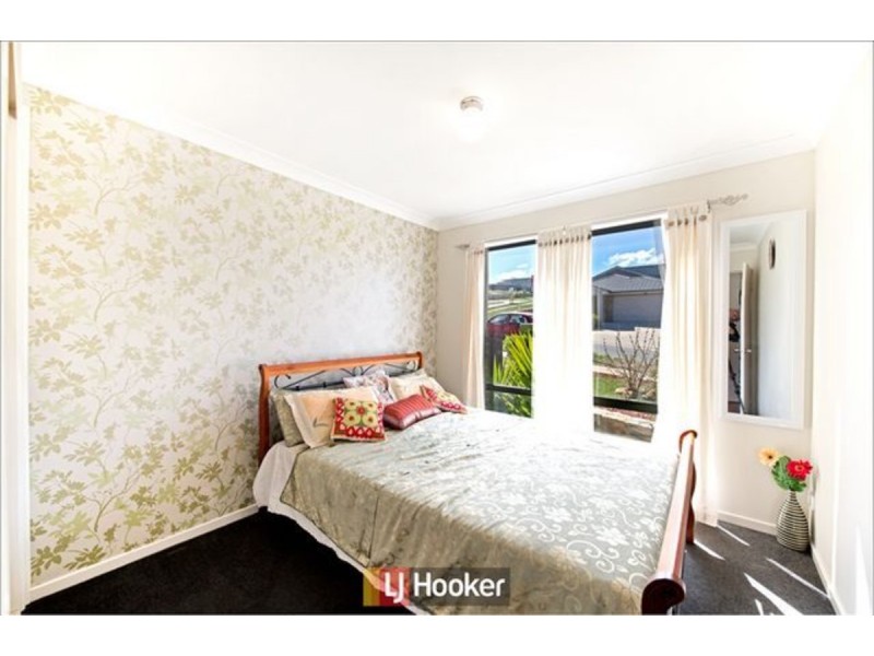 18 Eugene Vincent Street, Bonner ACT 2914