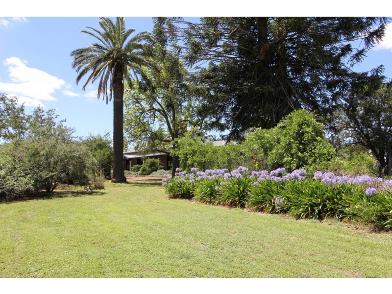 47 Morton Avenue, Yass NSW 2582