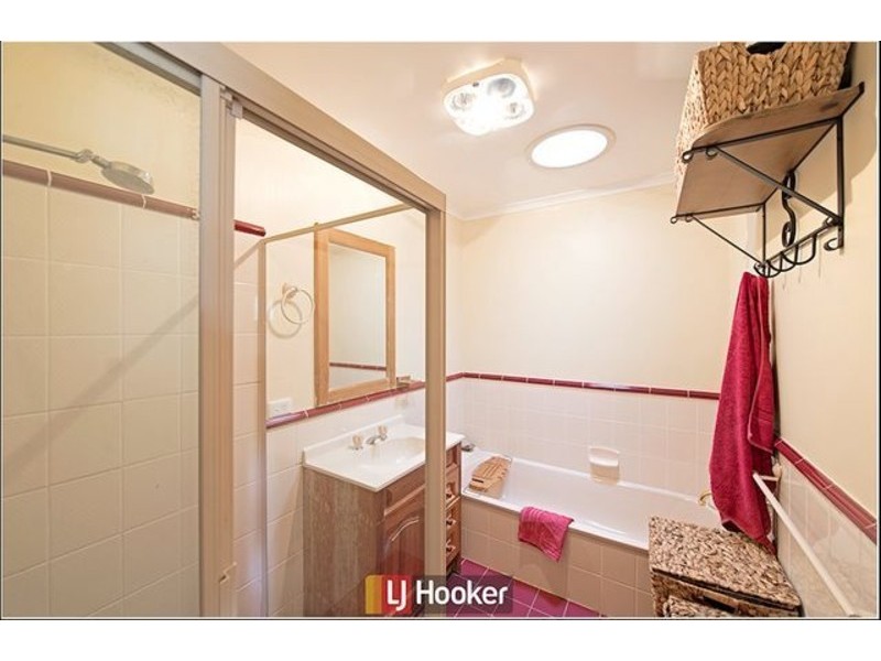 17 Burin Street, Ngunnawal ACT 2913