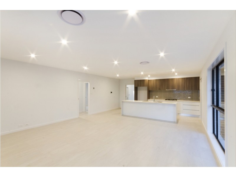 10 Fricker Place, Casey ACT 2913