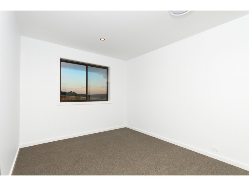 10 Fricker Place, Casey ACT 2913