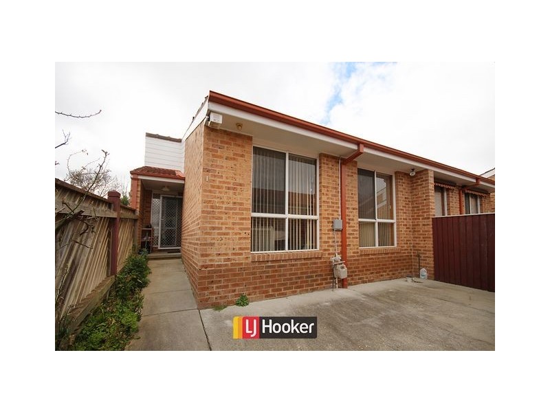 1/76 Wanganeen Avenue, Ngunnawal ACT 2913