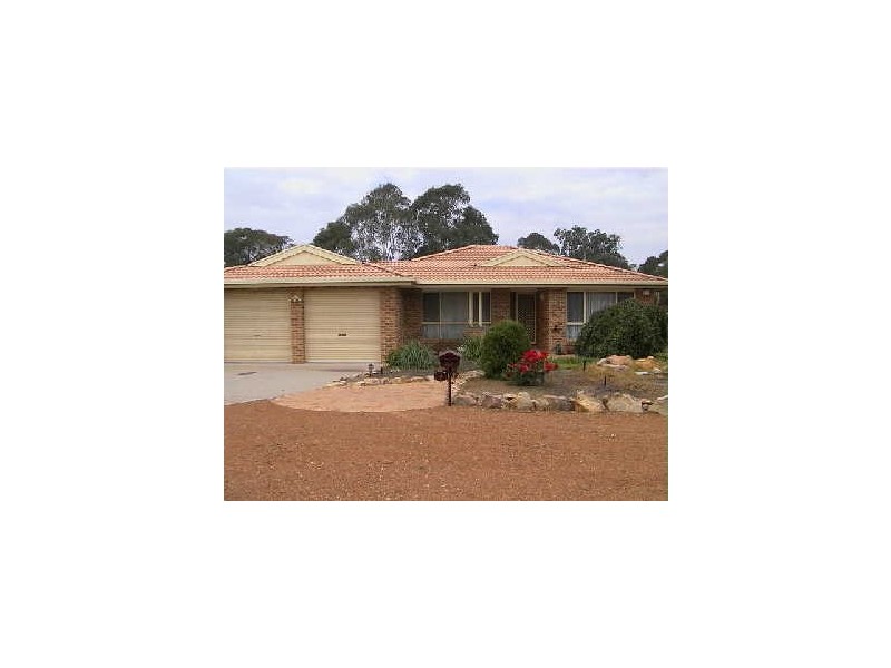 9 Severne Crescent, Kambah ACT 2902