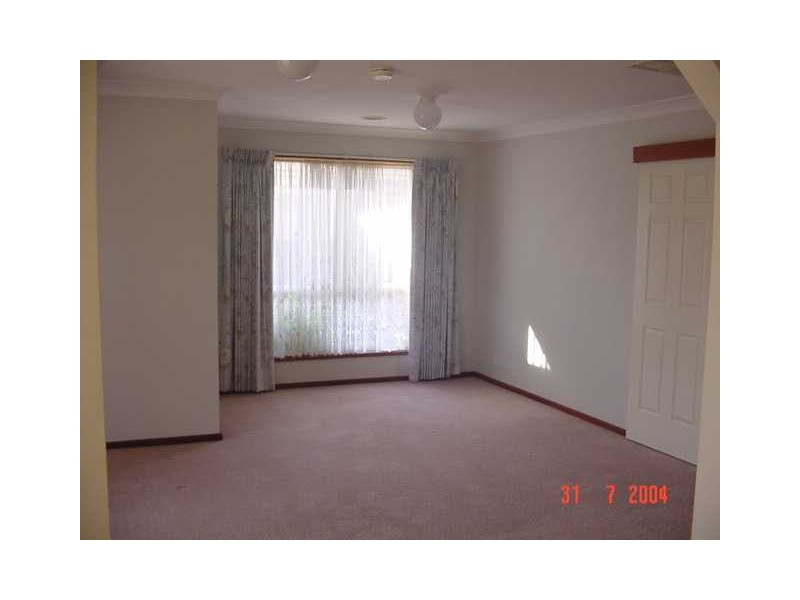 9 Severne Crescent, Kambah ACT 2902