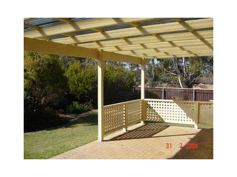 9 Severne Crescent, Kambah ACT 2902