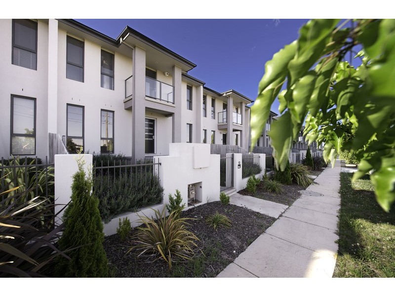 13 Lansdown Crescent, Casey ACT 2913