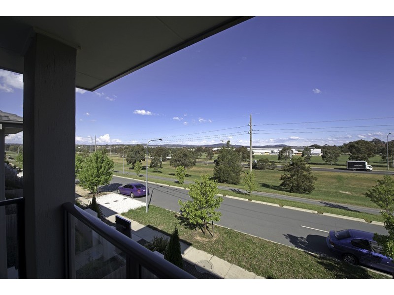 13 Lansdown Crescent, Casey ACT 2913