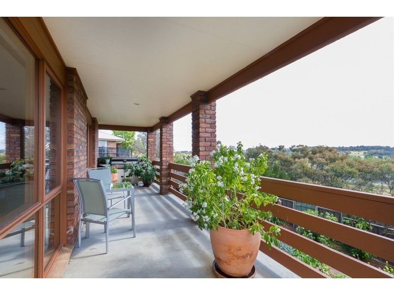 16 Lambell Close, Palmerston ACT 2913