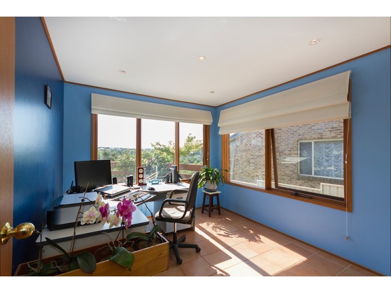 16 Lambell Close, Palmerston ACT 2913