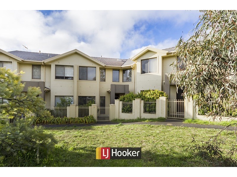 19 Frances Burke Street, Gungahlin ACT 2912