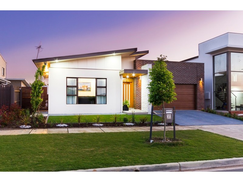 3 Maranunga Crescent, Crace ACT 2911