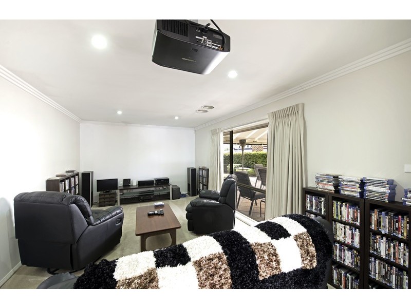 5 Henry Sutton Circuit, Dunlop ACT 2615