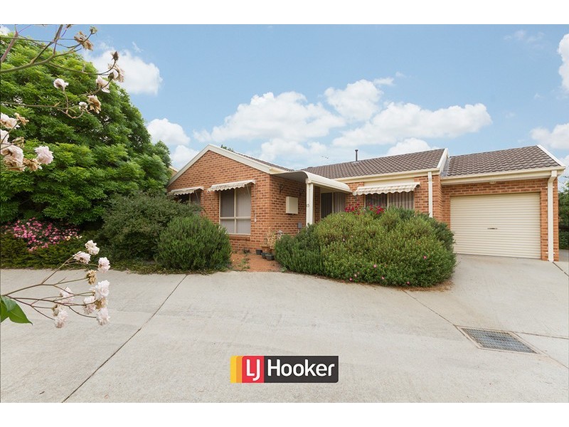 13/2 Lander Crescent, Amaroo ACT 2914