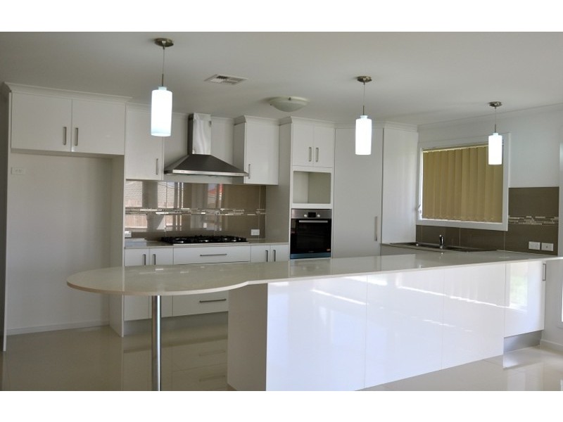 12 Nina Murdoch Crescent, Franklin ACT 2913