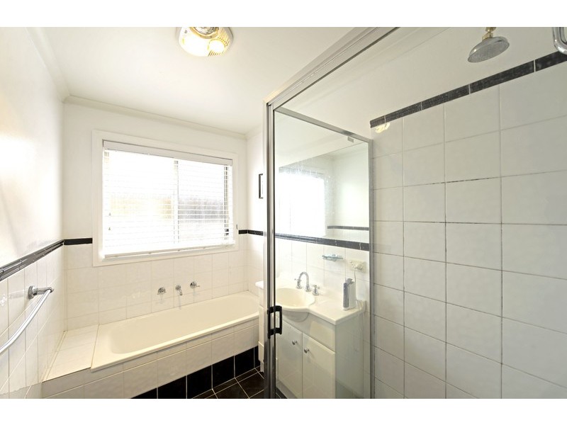 33 Kurrama Close, Ngunnawal ACT 2913