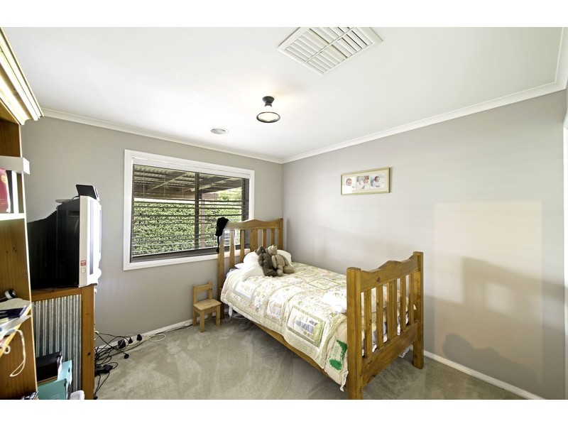 33 Kurrama Close, Ngunnawal ACT 2913