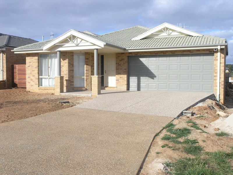 4 Sphinx Street, Harrison ACT 2914
