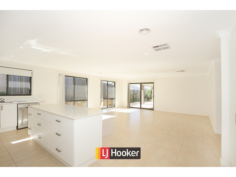 22 Overall Street, Casey ACT 2913
