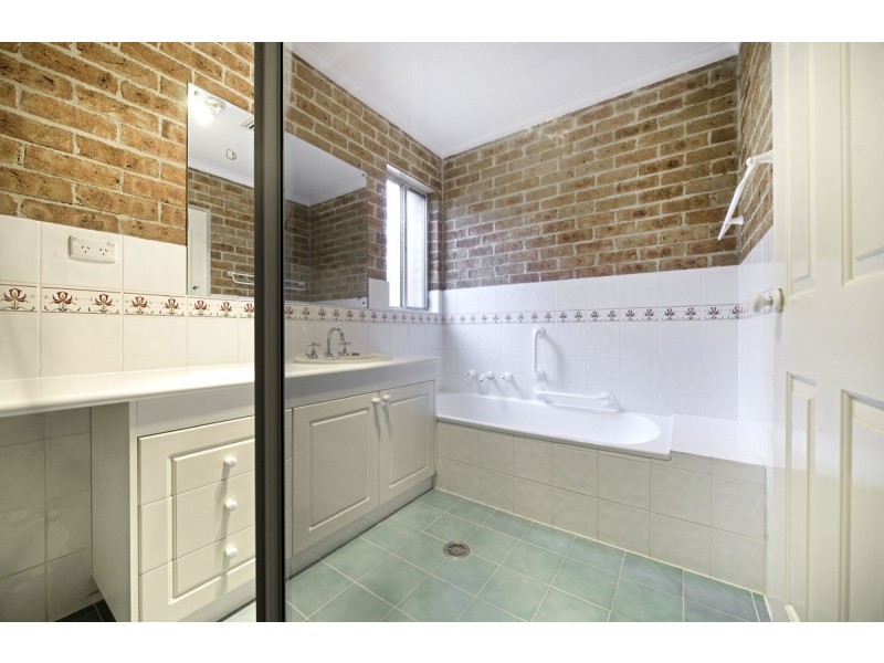 4 Painter Place, Palmerston ACT 2913