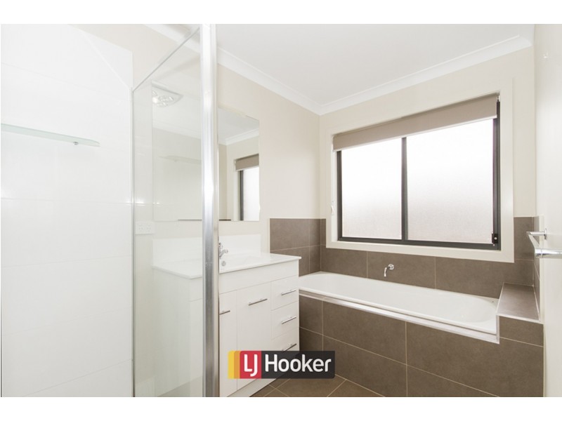 32 Murrjinelle Circuit, Bonner ACT 2914
