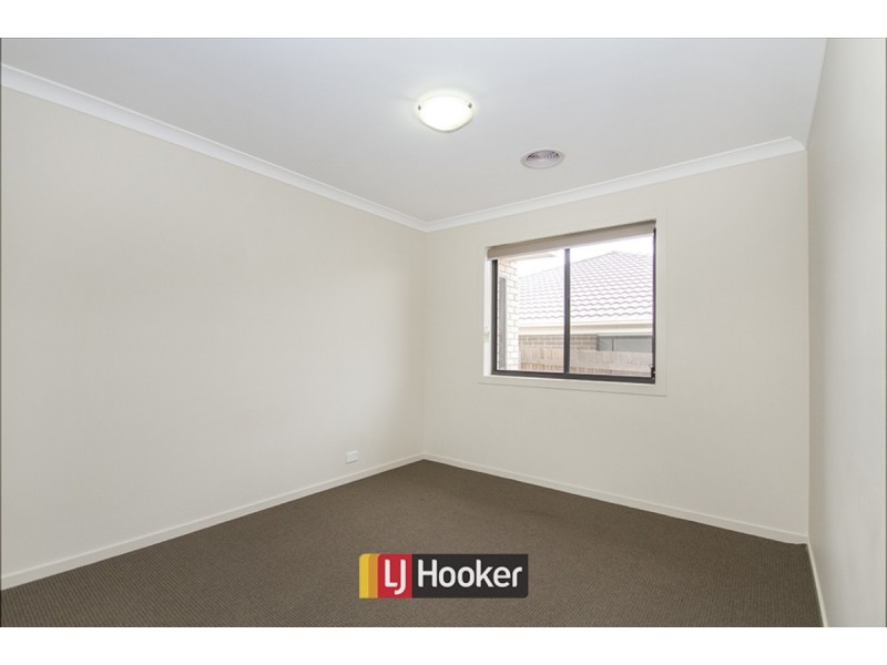32 Murrjinelle Circuit, Bonner ACT 2914