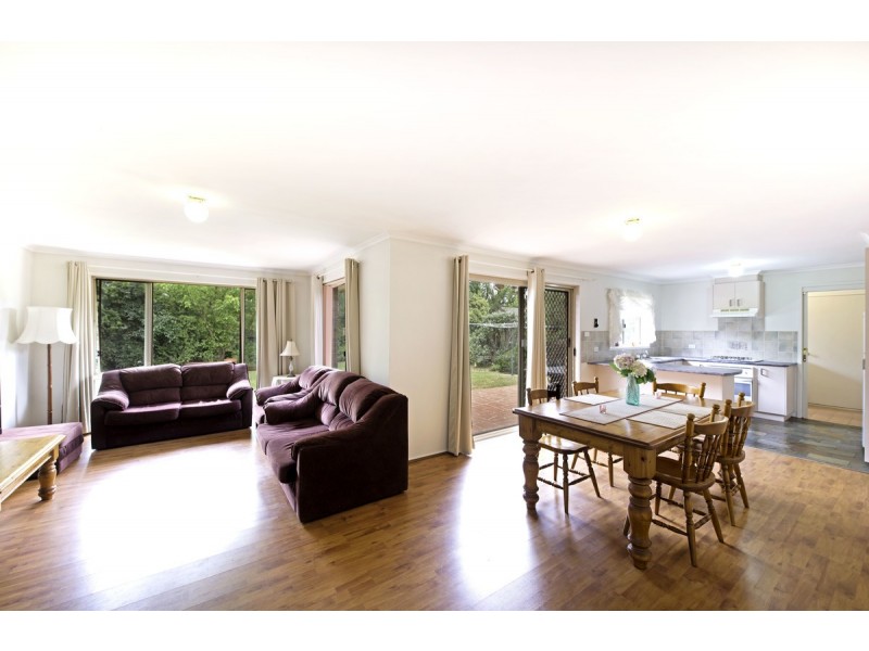 24 Unaipon Avenue, Ngunnawal ACT 2913