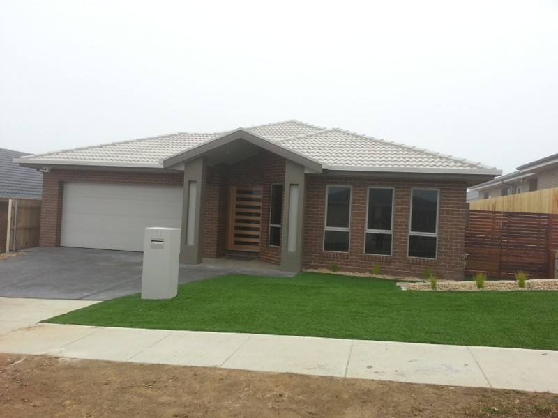 9 Peter Coppin Street, Bonner ACT 2914