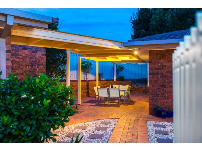 13 Augustus Close, Palmerston ACT 2913