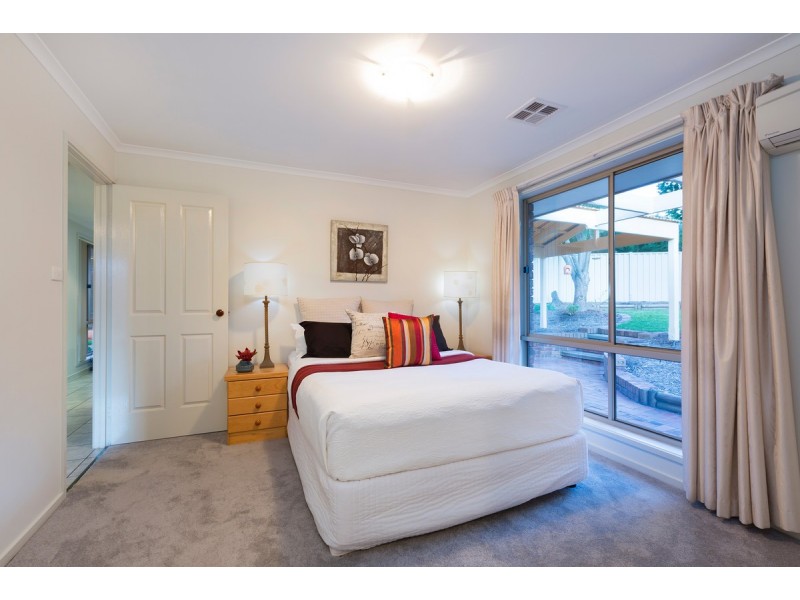 13 Augustus Close, Palmerston ACT 2913