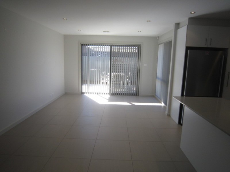 27 Scholtens Street, Casey ACT 2913