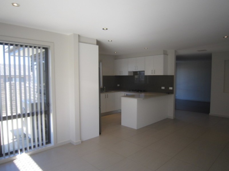 27 Scholtens Street, Casey ACT 2913